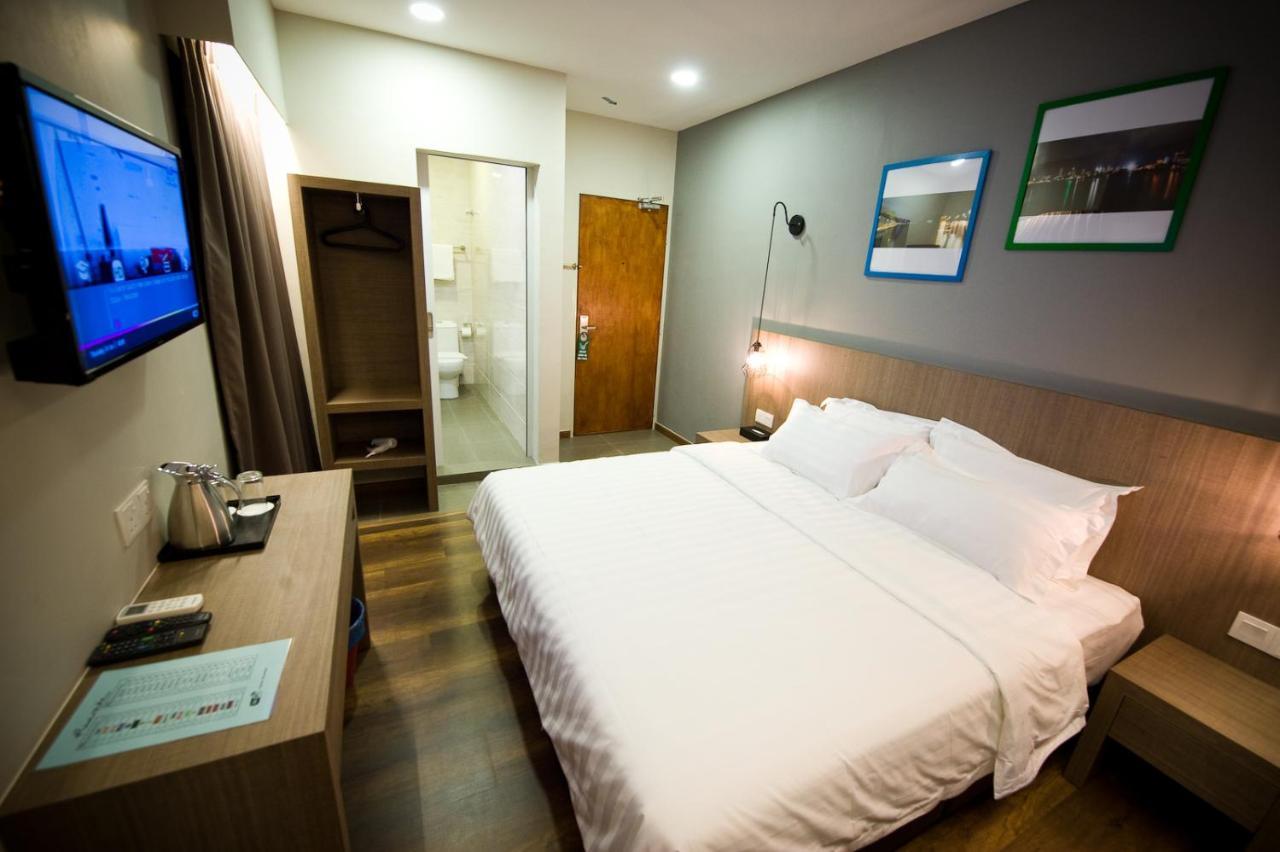קואנטאן Riverside Boutique Hotel מראה חיצוני תמונה